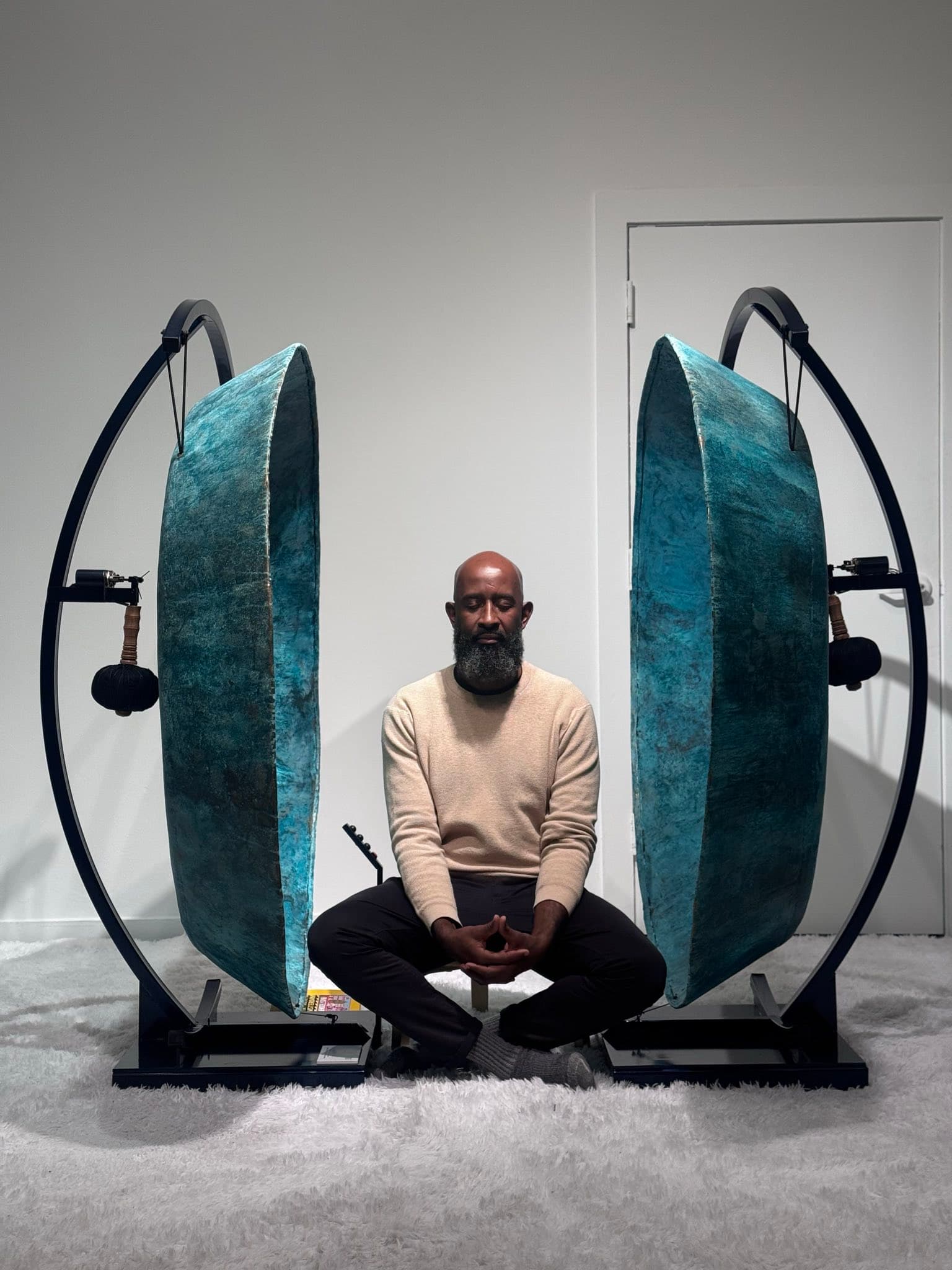Kamau at 1000 Ways to Sit — Gamelatron Via Oro